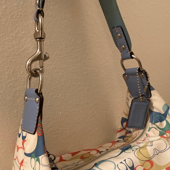 COACH 🧡🦋Colorful Butterfly & CC Pattern Shoulder Bag & Pouch Set - Picture 3 of 15